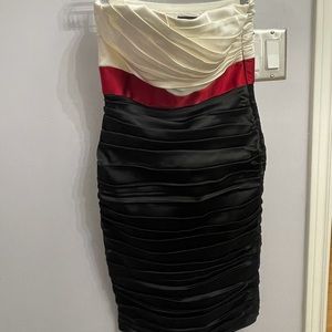 Beautiful strapless JAX brand dress size 4.